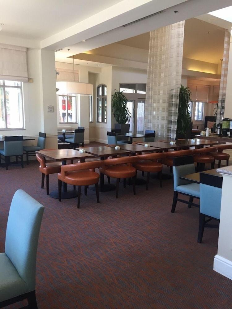 Hilton Garden Inn Palm Springs/Rancho Mirage Bagian luar foto