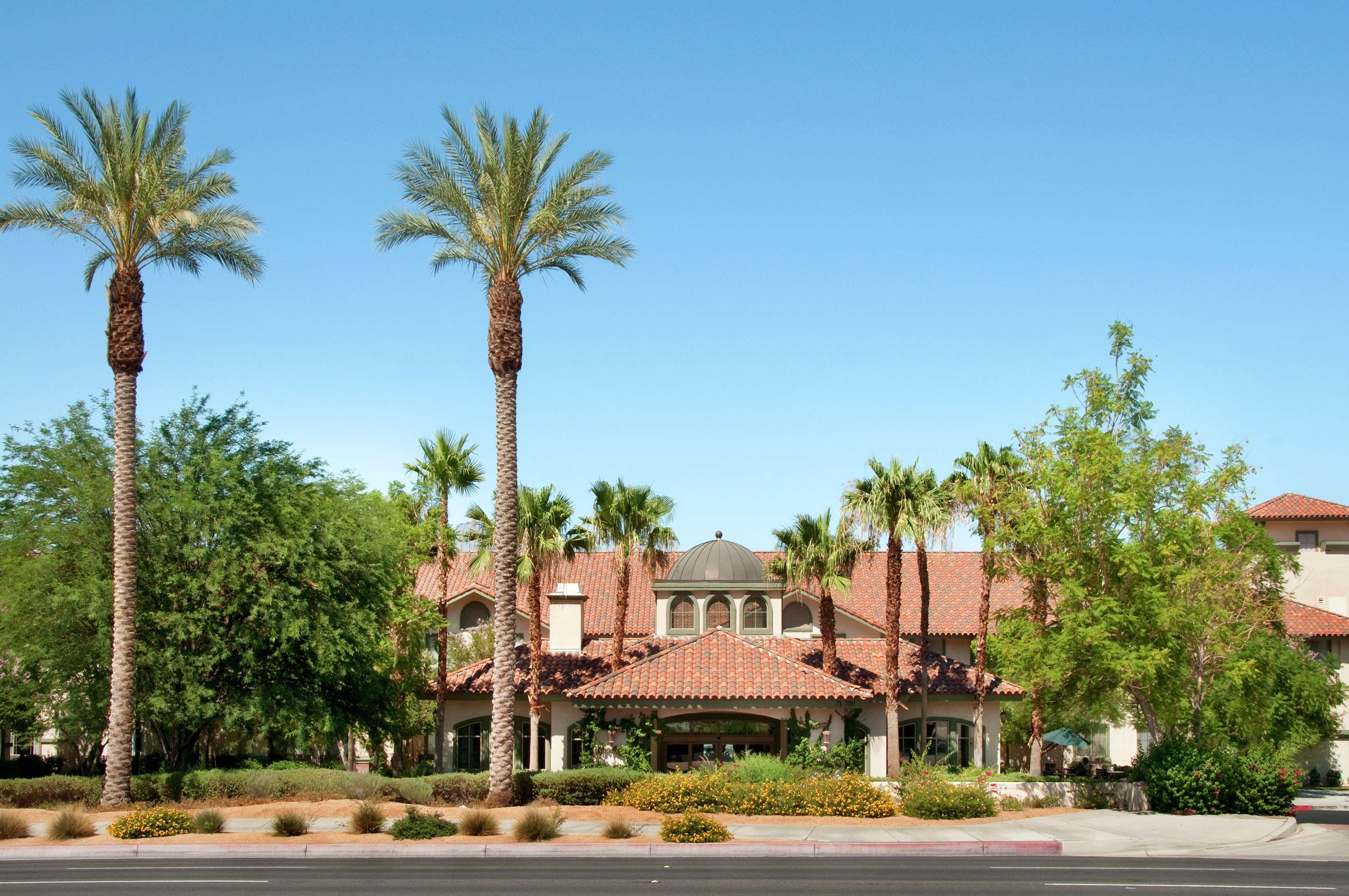 Hilton Garden Inn Palm Springs/Rancho Mirage Bagian luar foto