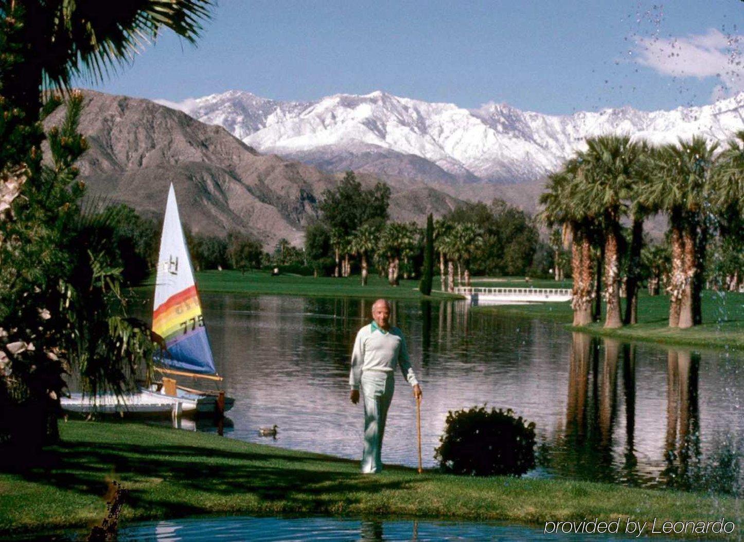Hilton Garden Inn Palm Springs/Rancho Mirage Bagian luar foto