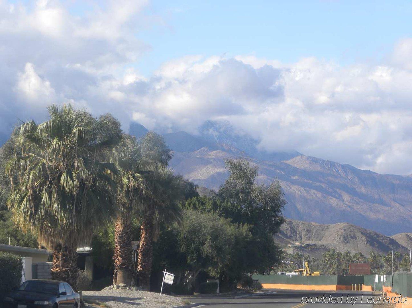 Hilton Garden Inn Palm Springs/Rancho Mirage Bagian luar foto